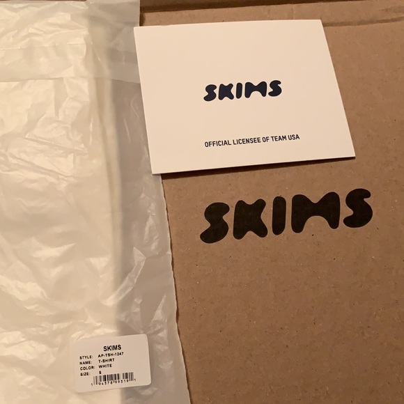 SKIMS™️ Olympic Jersey T-Shirt - Picture 4 of 4